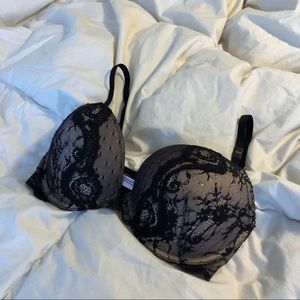 NWT Victoria’s Secret push up bra